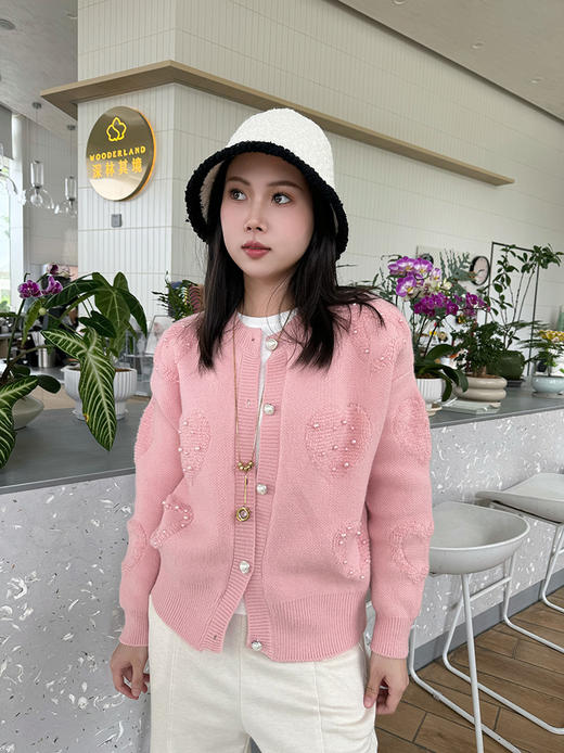 【积分换购】桃心订珠针织外套 3521010019 商品图1