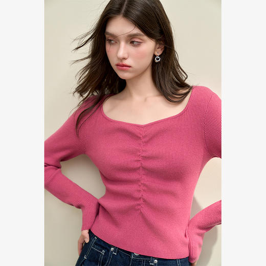 绵羊毛简约设计感针织衫女早春轻薄捏褶高弹桃心领打底衫V4142675 商品图5