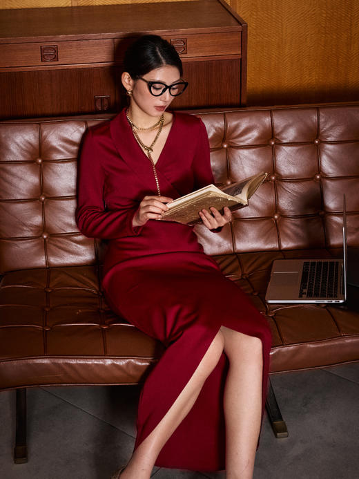 “女王派”J9384048颈袖添香季时尚职场修身显瘦气质中长款连衣裙女J9384048 商品图2