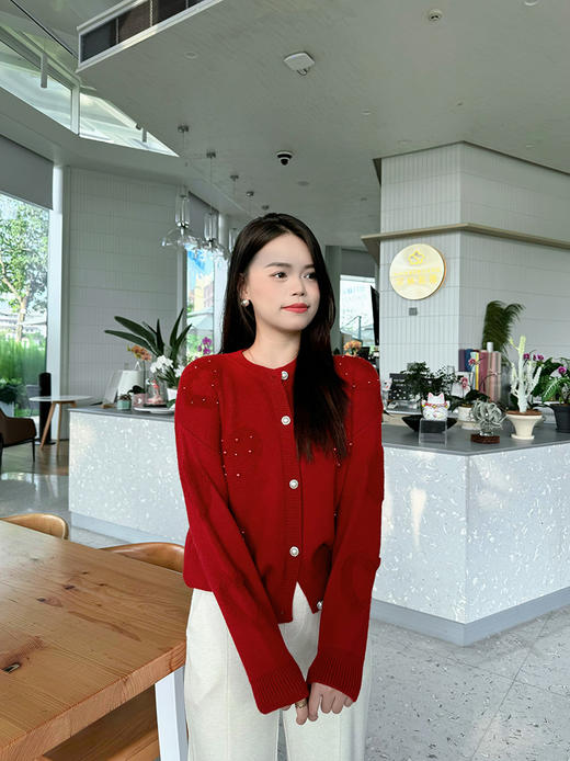 【积分换购】桃心订珠针织外套 3521010019 商品图7