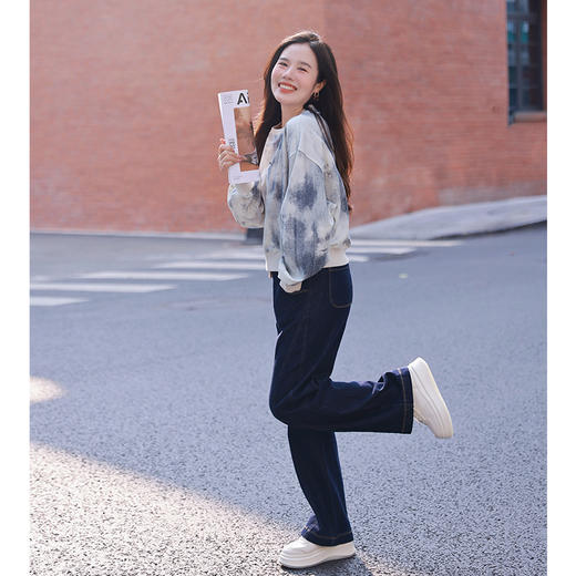 时尚扎染简约通勤卫衣 商品图3