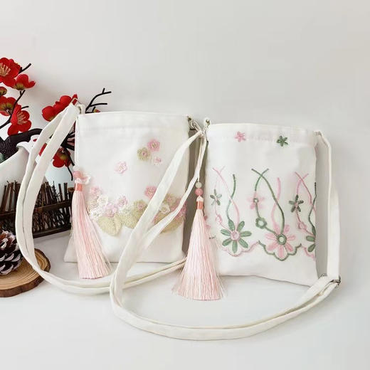 苏城纪换购襦裙头饰&折扇&刺绣斜挎包 商品图11