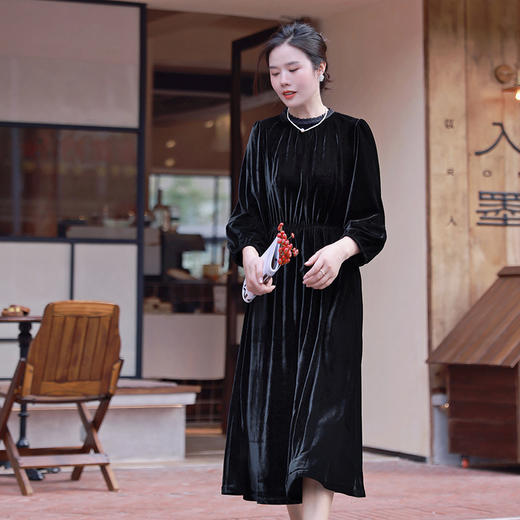 高级感 法式复古丝绒连衣裙 商品图0