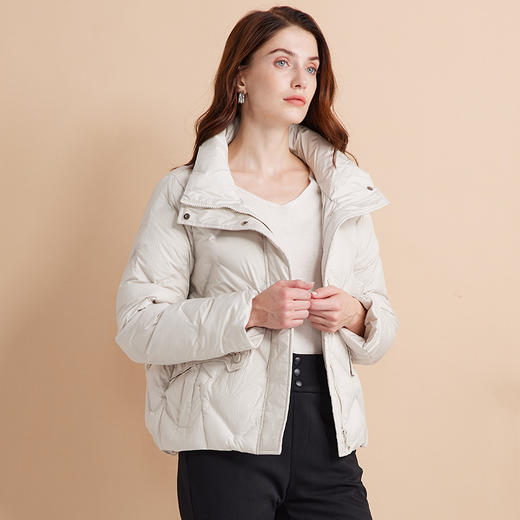 EITIE爱特爱立领防风保暖时尚纯色百搭显瘦短款羽绒服冬新款D2411407 商品图2