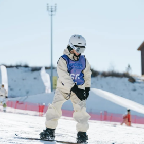 【翠云山】【滑雪进阶】冬令营| Ski in-Ski out ！2025崇礼翠云山冰雪进阶营！重拾雪感，开启畅滑加速度