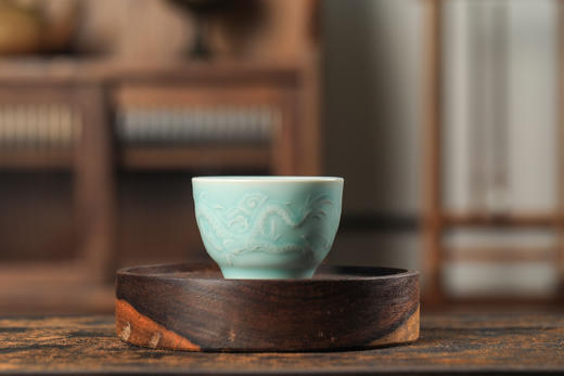 雷慧仙青瓷龙杯 商品图4