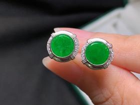 18k金冰辣绿翡翠耳钉