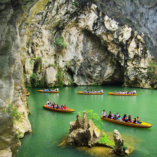 【一龄定制游】贵阳·黄果树大瀑布+青岩古镇+青云市集+红飘带 4天3晚 · 私家团行程可定制（2-6人小团） 商品图1