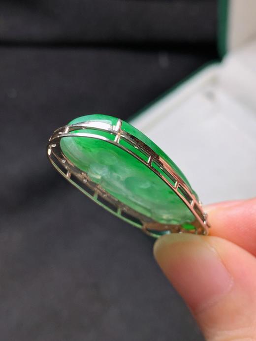 18k金冰阳绿翡翠如意 商品图4