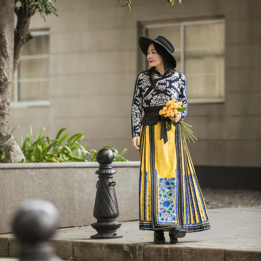 【林栖设计小店】【狮子滚绣球】团花毛织上衣优雅国风气质修身显瘦2024秋冬新品针织衫女1914014 商品图3