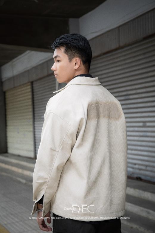 432972998时尚休闲夹克 商品图3