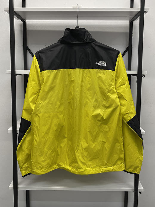 THE NORTH FACE/北面  男士宽松版型刺绣标拼色防泼水防风外套 商品图1