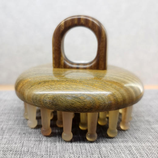 绿檀羊角按摩梳 商品图2