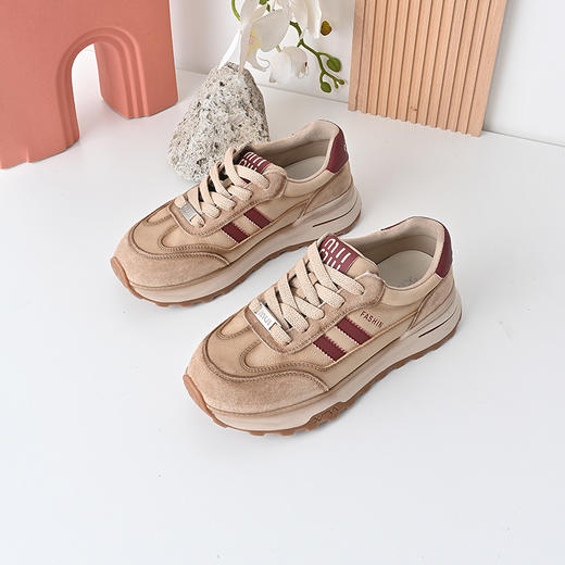 经典鲨2024年秋季新款时尚拼色平底系带休闲阿甘鞋跑步鞋女KW279-D37301 商品图2