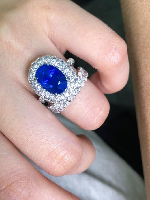 5.28克拉皇家蓝宝石戒指 商品图1