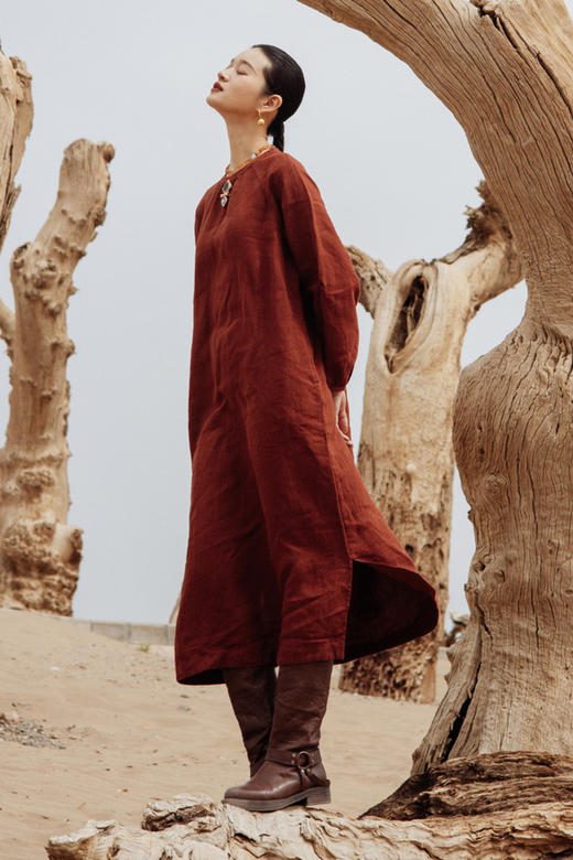 绽放旅行女装730朵/*亚麻圆领插肩袖直筒侧开衩显瘦长款连衣裙 商品图5