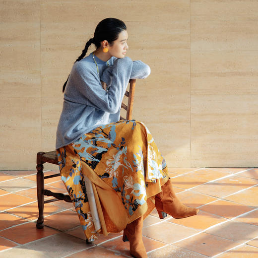 绽放旅行女装661朵/秋冬*山羊绒柔软圆弧领宽松直筒套头羊毛衫 商品图3