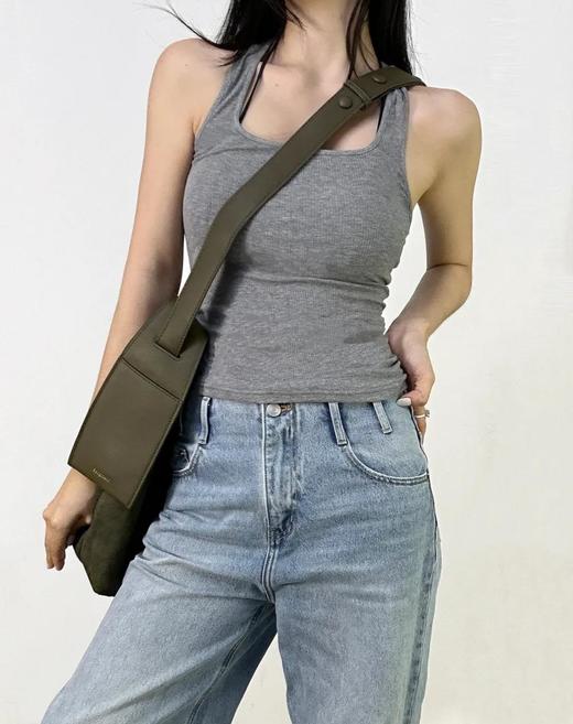 国庆福利🧧【顺丰包邮】【两件起售，单拍不发货】80326 洛诗琳新款软糯透气清爽罗纹U型领背心软糯透气清爽010 商品图1