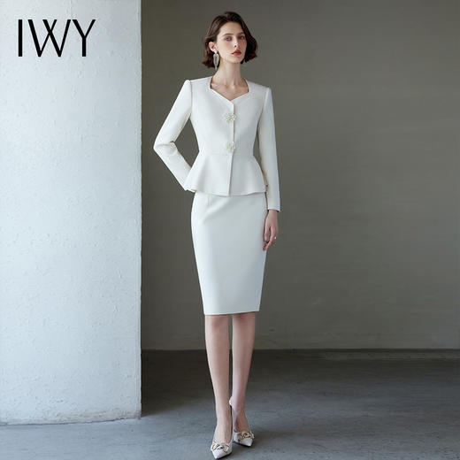 IWY/米白色长袖西装套裙设计感小众气质时尚干练总裁范职业两件套C2084+S2083 商品图4