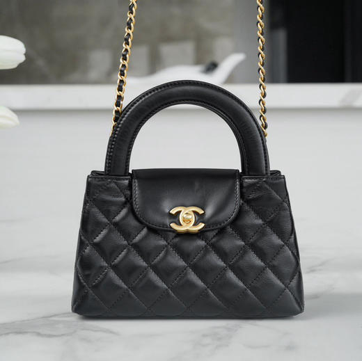 CHANEL香奈儿Kelly金标链条带手柄 亮面小牛皮 斜挎单肩手提包 迷你/超迷你女款 黑色（HH） 商品图0