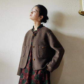 绽放558朵/秋冬羊毛混纺气质*圆领复古果实纽扣双面呢短外套