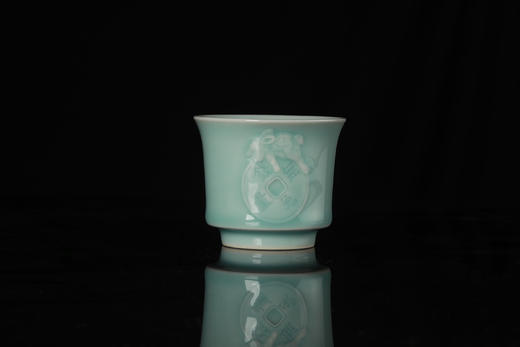 雷慧仙青瓷前途无量杯 商品图1
