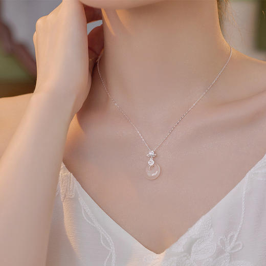 【福运莲莲】S925银莲花白玉髓项链【JHY-N001762Y】 商品图3