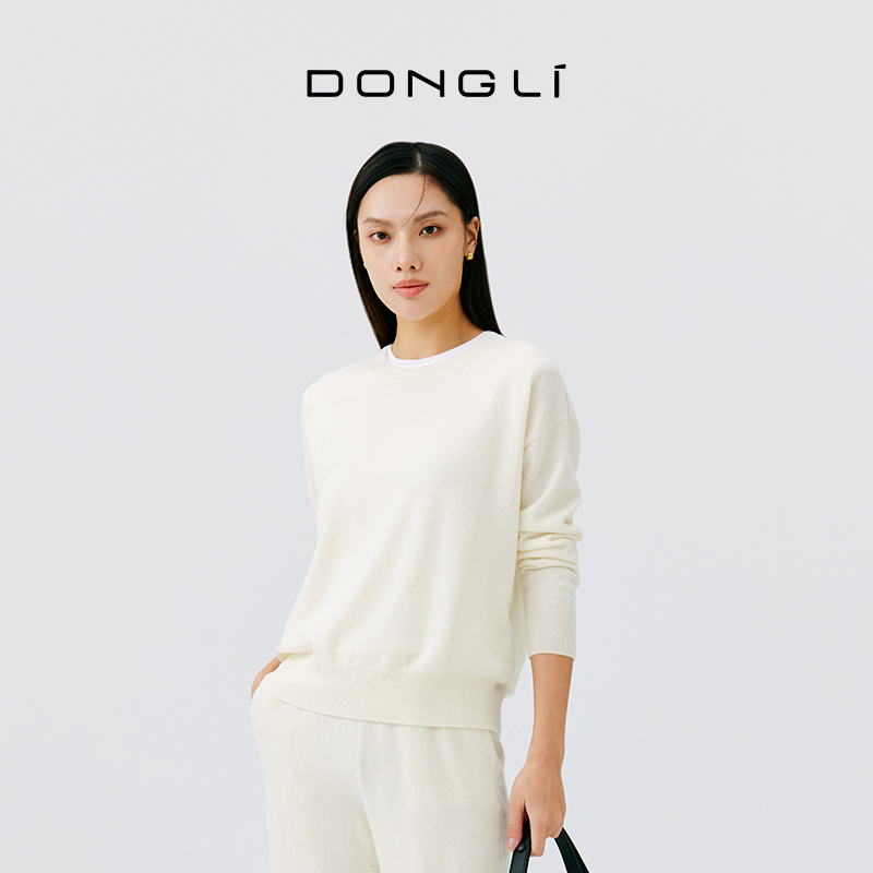 东黎 • 山羊绒女士秋冬全成型圆领百搭长袖套衫 4842