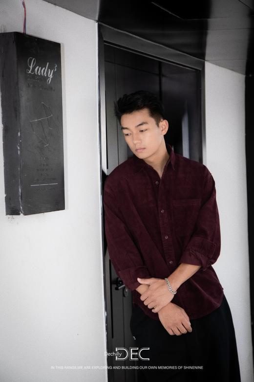 434021165酒红灯芯绒衬衫 商品图2