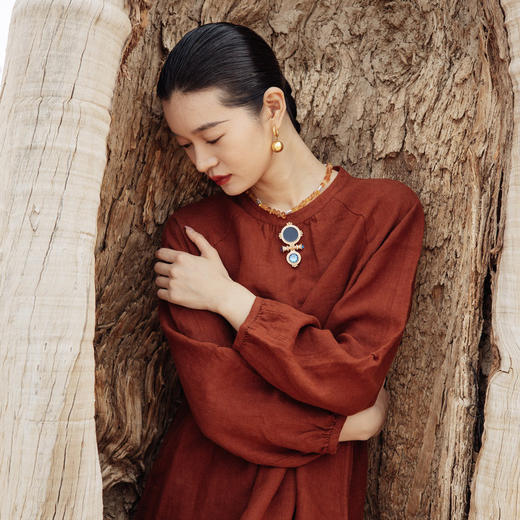 绽放旅行女装730朵/*亚麻圆领插肩袖直筒侧开衩显瘦长款连衣裙 商品图1