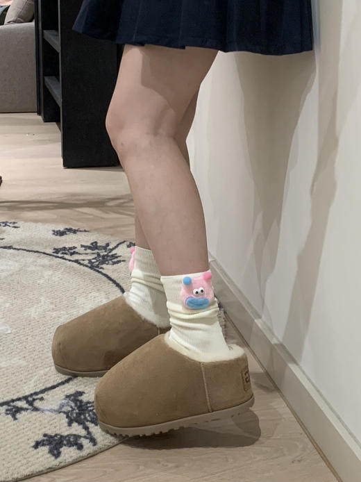 【女款】河南桑坡卡皮巴拉新款拖鞋 羊皮毛一体雪地靴 商品图1