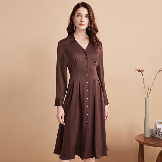 EITIE爱特爱秋季新款V领百搭气质连衣裙7507226 商品图2