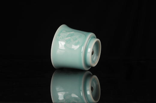 雷慧仙青瓷前途无量杯 商品图3