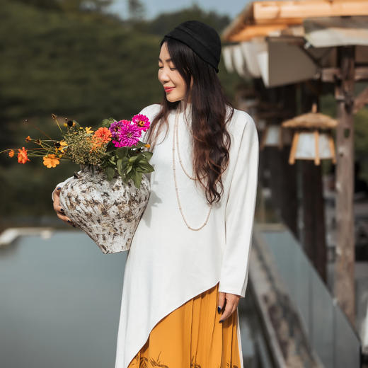 【林栖设计小店】复古毛织上衣多色百搭不规则设计2024秋冬新品针织毛衣女1943264 商品图0