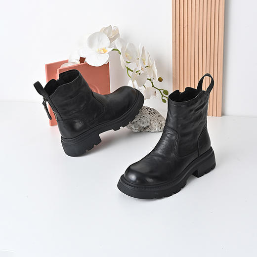 经典鲨2024年冬季新款时尚百搭圆头后拉链潮流帅气短筒靴女KG25-D58211 商品图1
