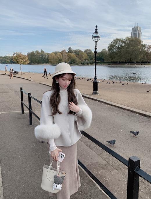 金蘑菇菇 伦敦甜心/娇贵少女氛围 狐狸毛毛领外套 商品图13