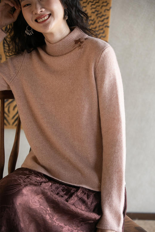 【*回归】牧衣游原创进口牦牛绒手绣毛织套头衫毛衣女 且随风 商品图5