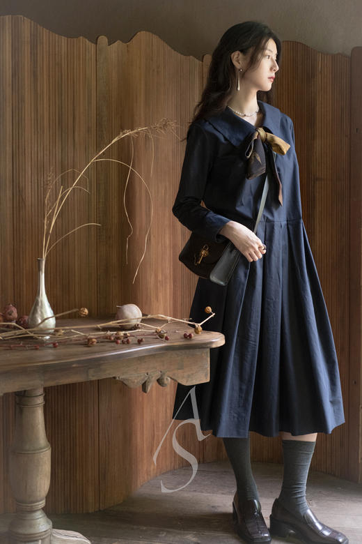 Munoz Vrandecic  黑色小号钥匙锁包 商品图1