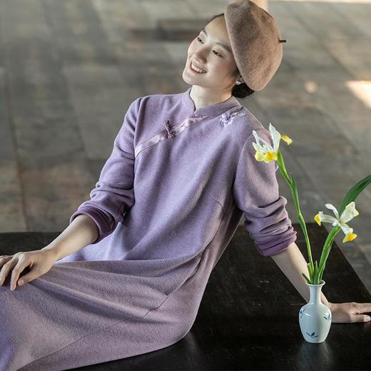 牧衣游原创 棉混纺绒感手工刺绣连衣裙女新款简约休闲长裙 品阳 商品图1