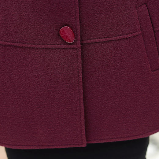 QYzz4051妈妈秋装毛呢外套短款洋气时尚2024新款中老年人女装春秋呢子上衣 商品图4