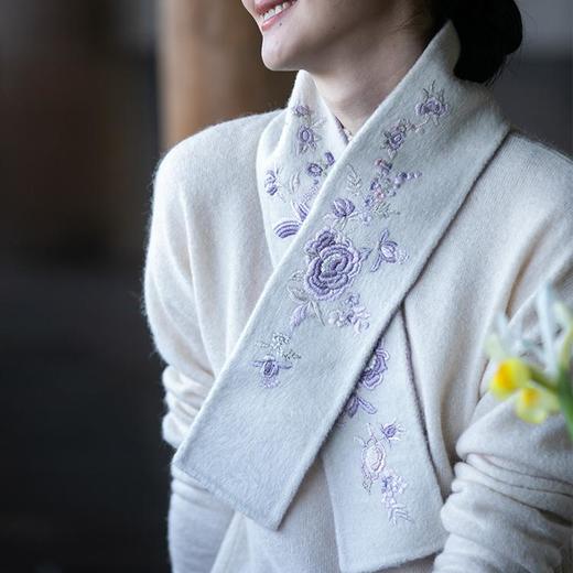 牧衣游 手工刺绣澳毛毛呢围巾双面呢保暖 花至【不支持会员折】 商品图3