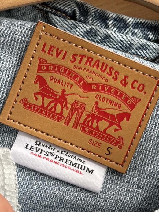 点此购买 Levi's李维斯春秋季女士破洞牛仔外套 daxu 298655 商品图12