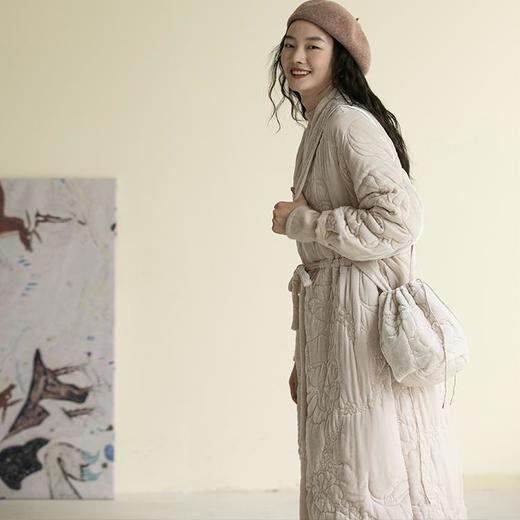 牧衣游原创设计 绗缝丝绒夹棉小包百搭小众 云祈【不支持会员折】 商品图2