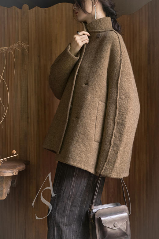 Munoz Vrandecic  石褐色小号信封包 商品图7