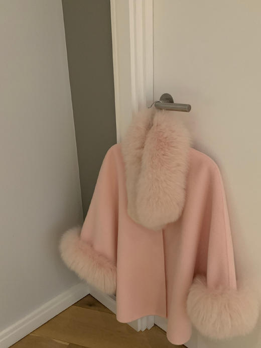 金蘑菇菇 伦敦甜心/娇贵少女氛围 狐狸毛毛领外套 商品图3