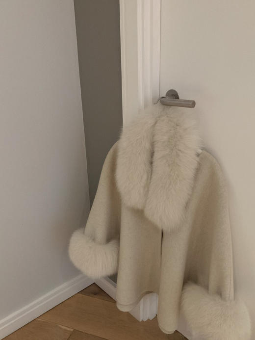 金蘑菇菇 伦敦甜心/娇贵少女氛围 狐狸毛毛领外套 商品图11