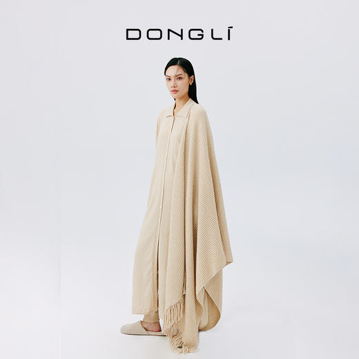东黎 • 秀场同款 山羊绒女士秋冬华夫格流苏披肩 4380 商品图1
