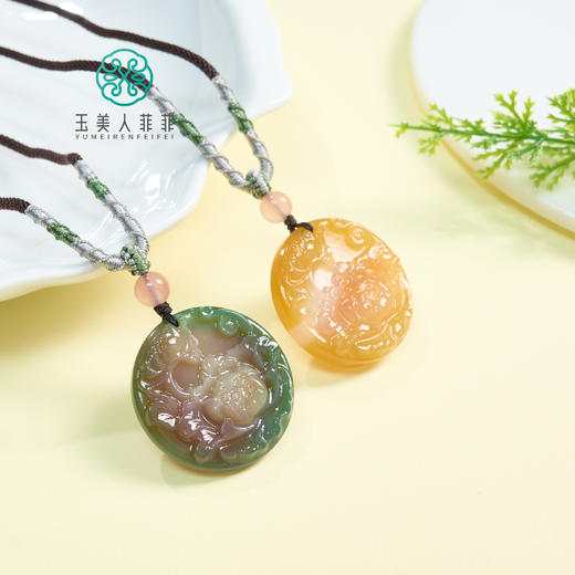 玉美人菲菲HZ^盐源玛瑙吊坠-牡丹圆牌约30mm-多样性发一 商品图0