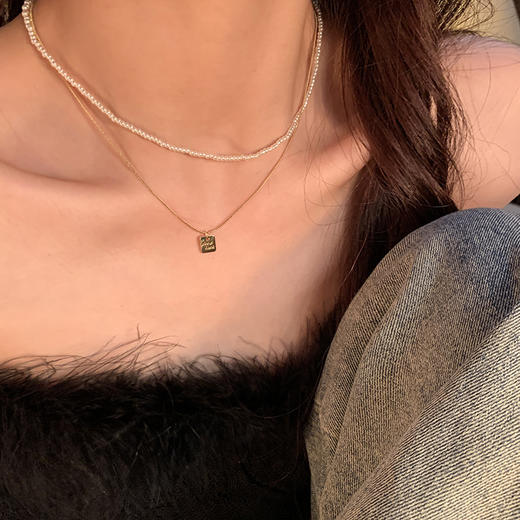 鹿鹿推荐 •  双层叠戴方牌珍珠项链 （不可拆分） 商品图2