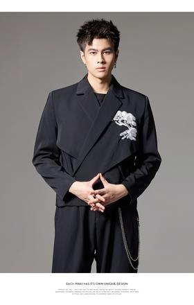 PINLI品立秋季新款刺绣短款小西装下摆交叉设计感西服男外套B243106033